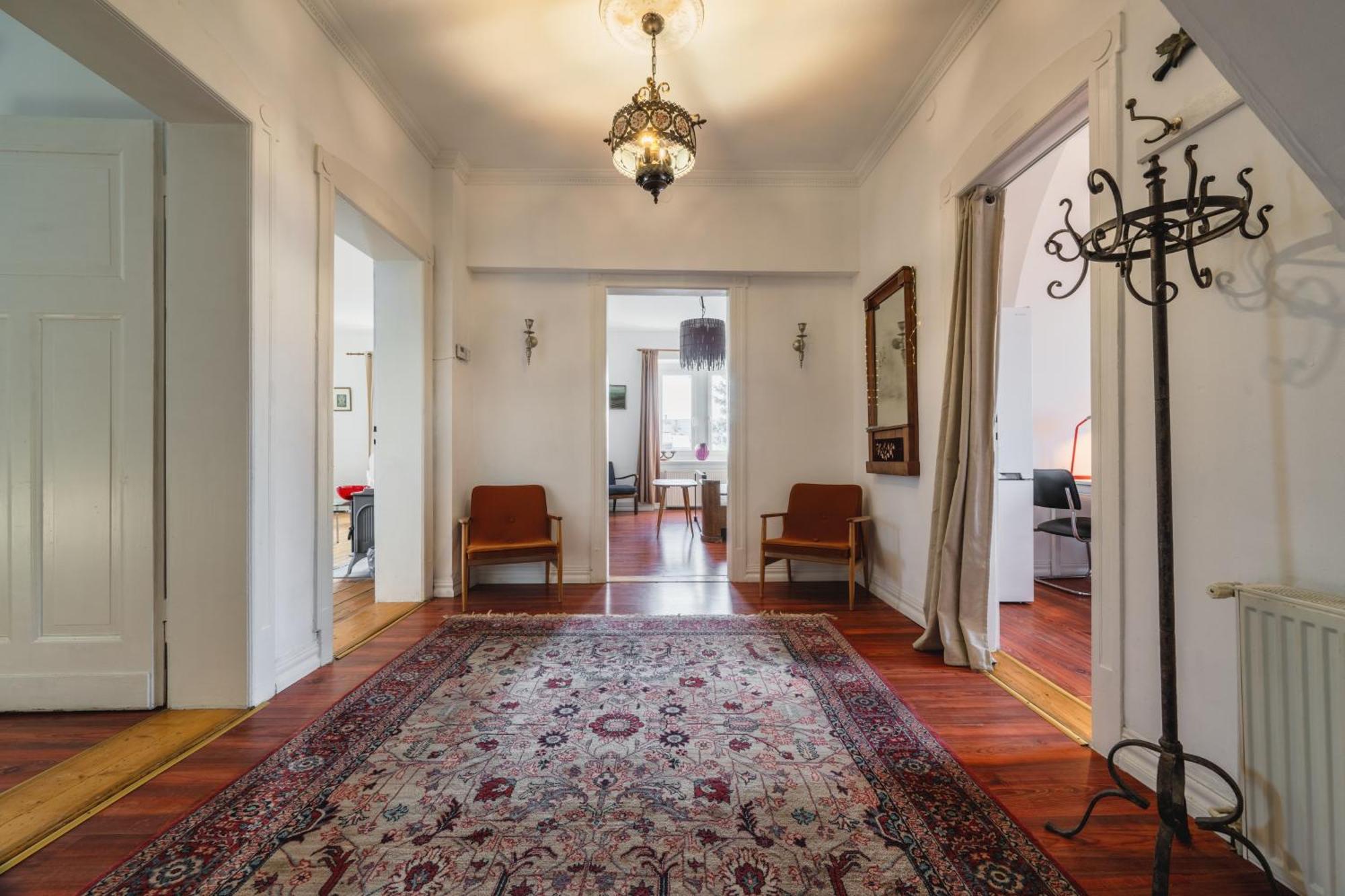 Mountain View Apartment